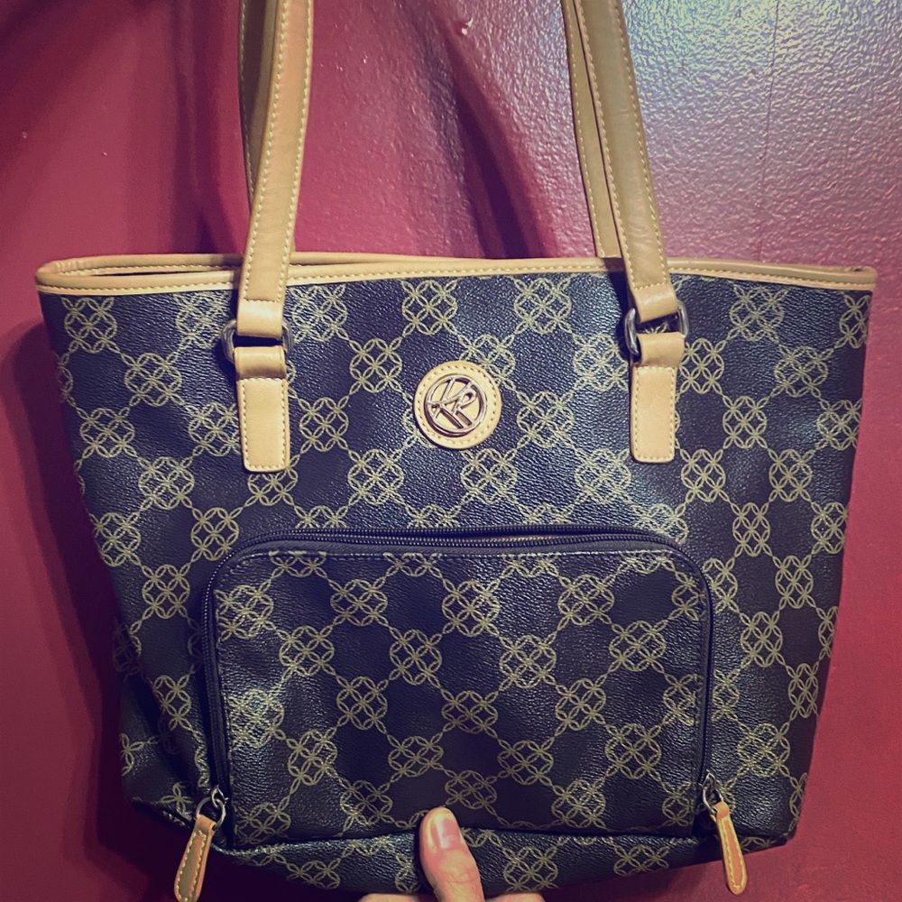 Woman’s purse